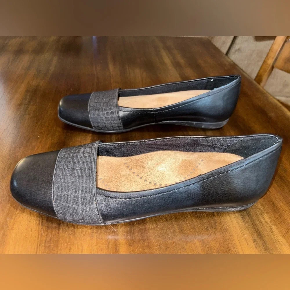 Trotters Samantha Ballet Flats - Picture 3 of 7